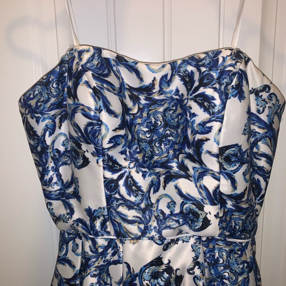 Strapless high-low gown - Picture 5 of 8